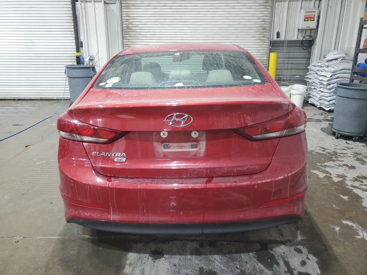 2018 Hyundai Elantra - Image 6