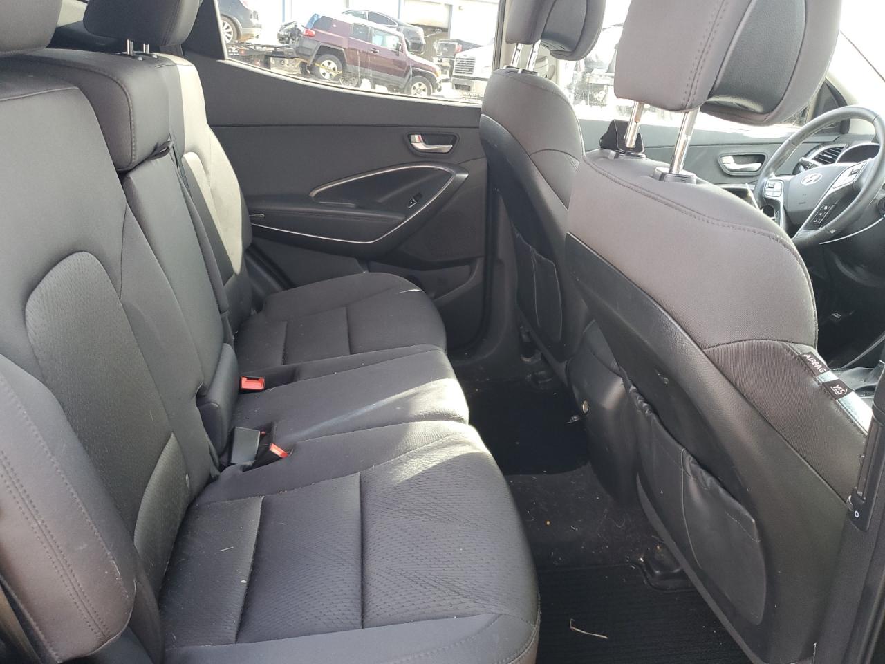 2013 Hyundai Santa Fe - Image 11