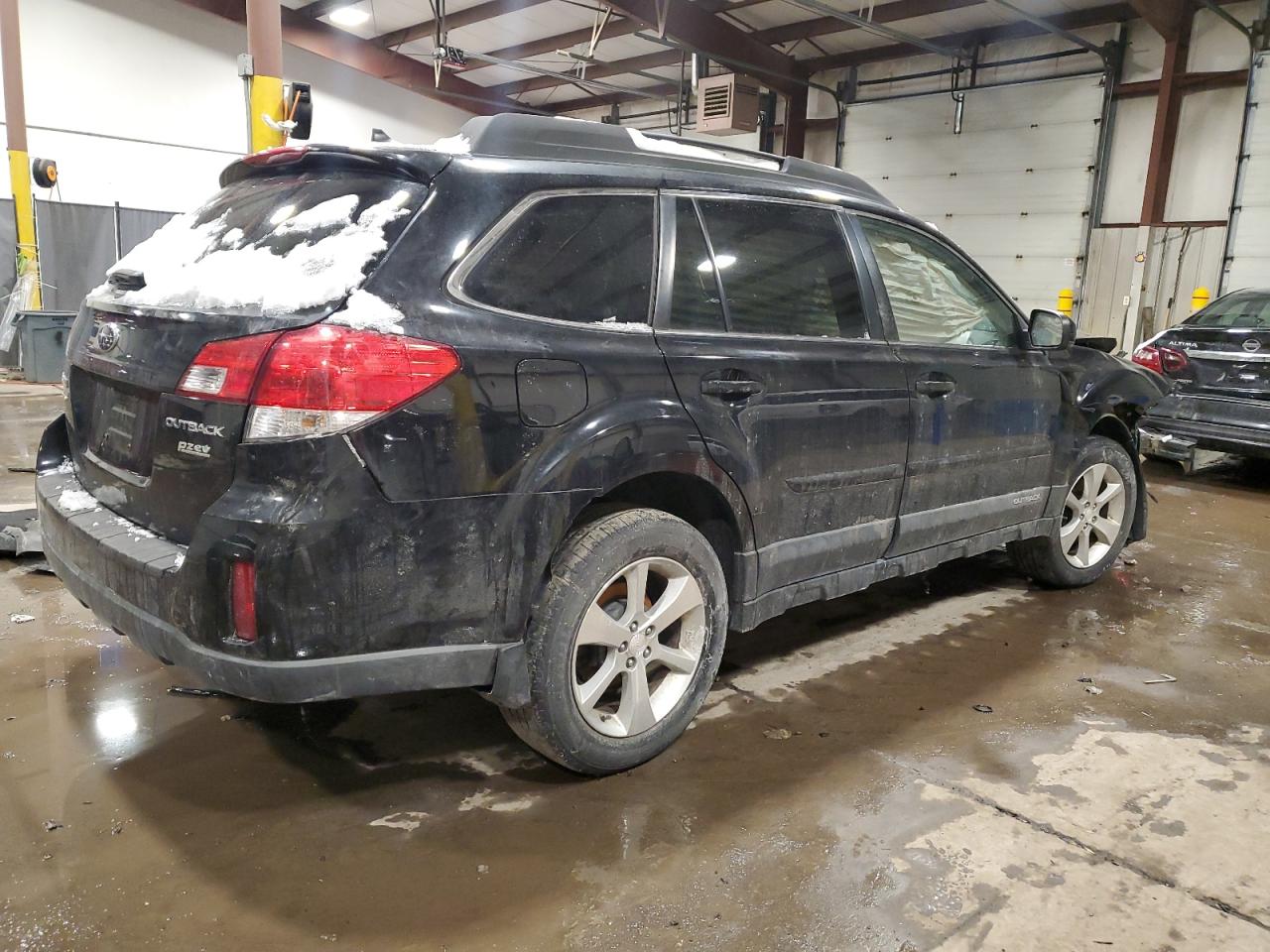 2014 Subaru Outback - Image 3