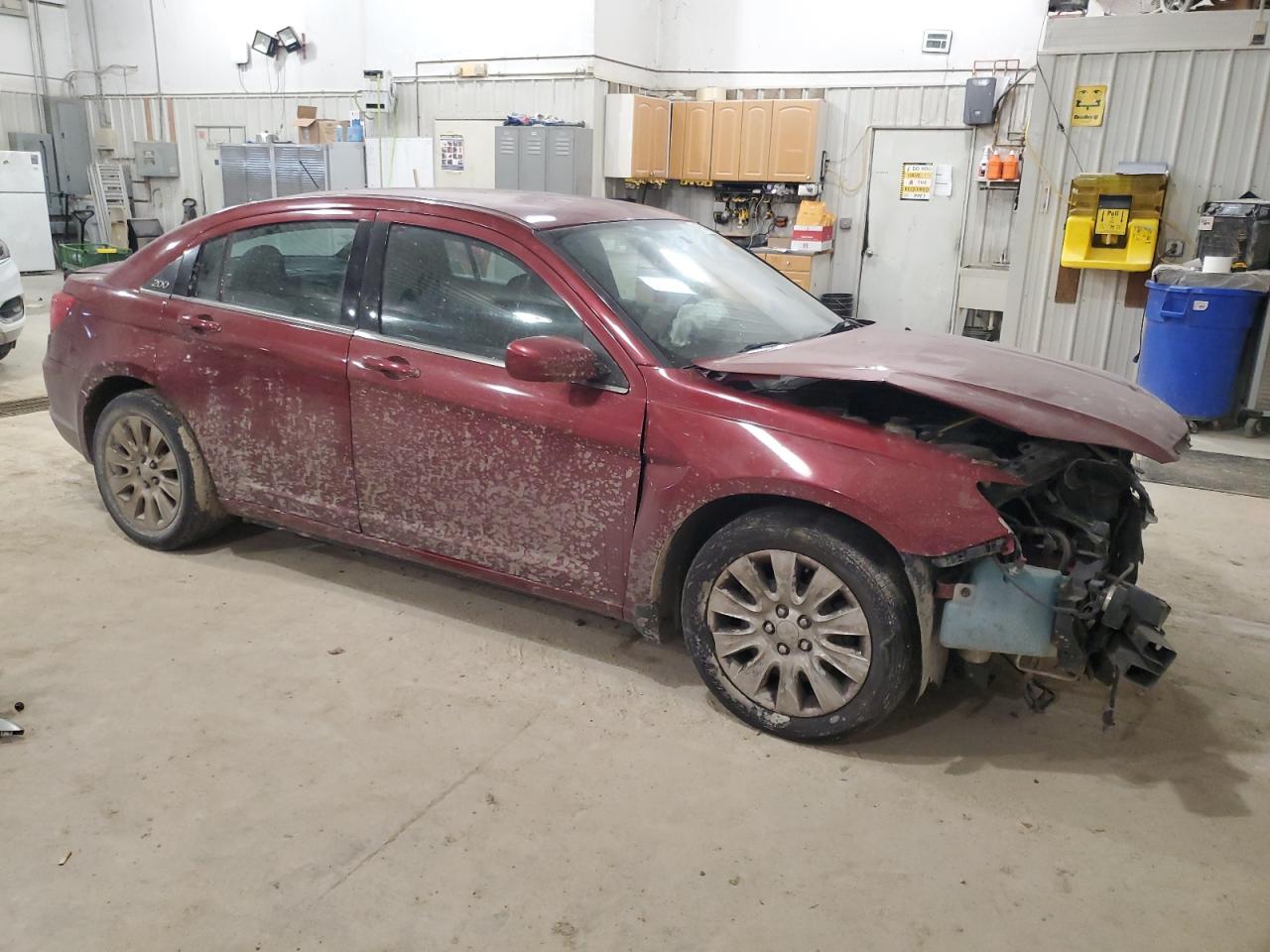 2013 Chrysler 200 - Image 4