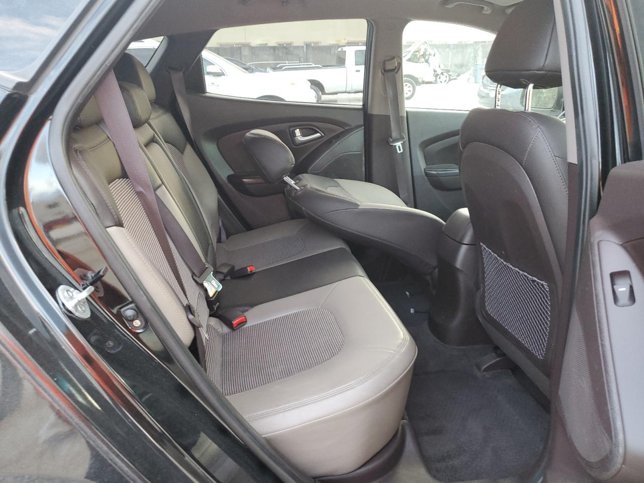 2013 Hyundai Tucson - Image 10