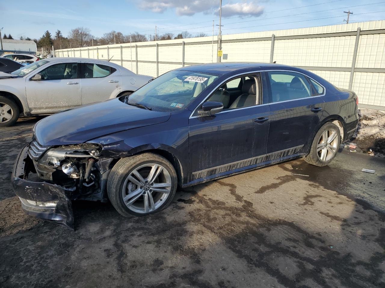2015 Volkswagen Passat - Image 1
