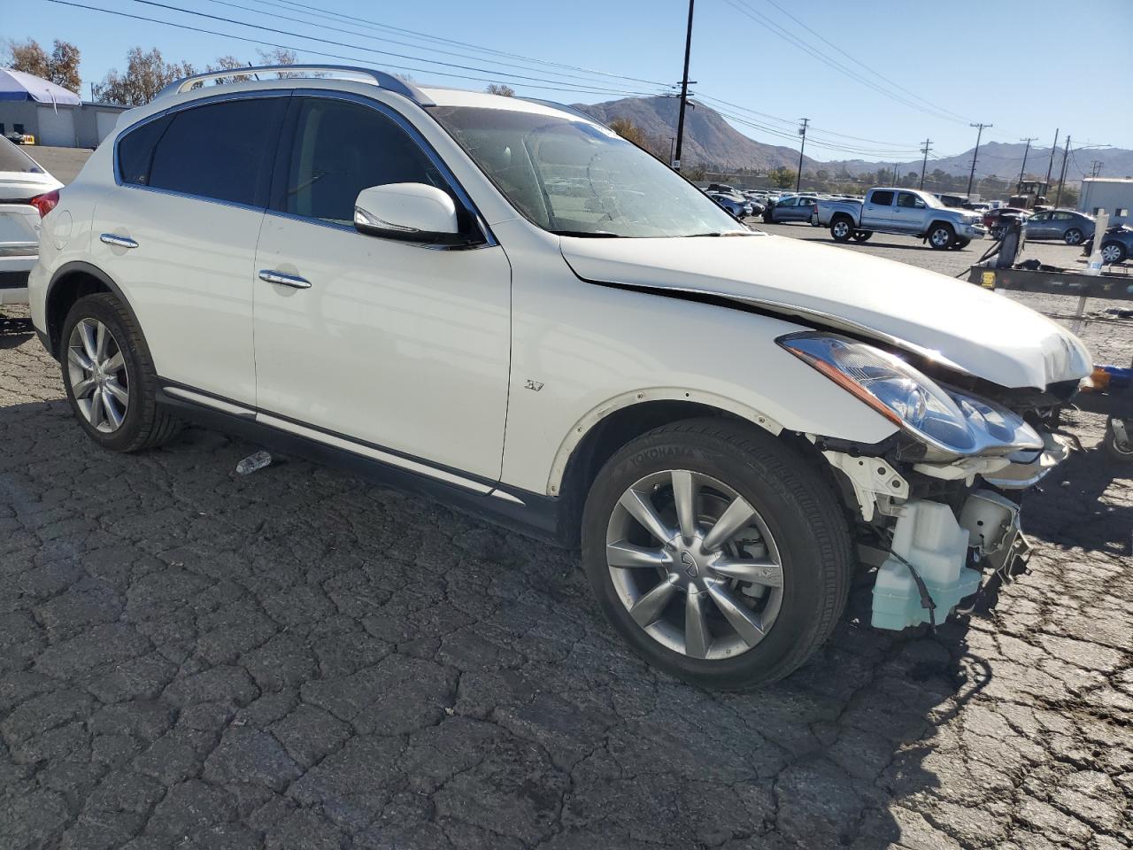 VIN JN1BJ0RP0HM383886 2017 INFINITI QX50 no.4