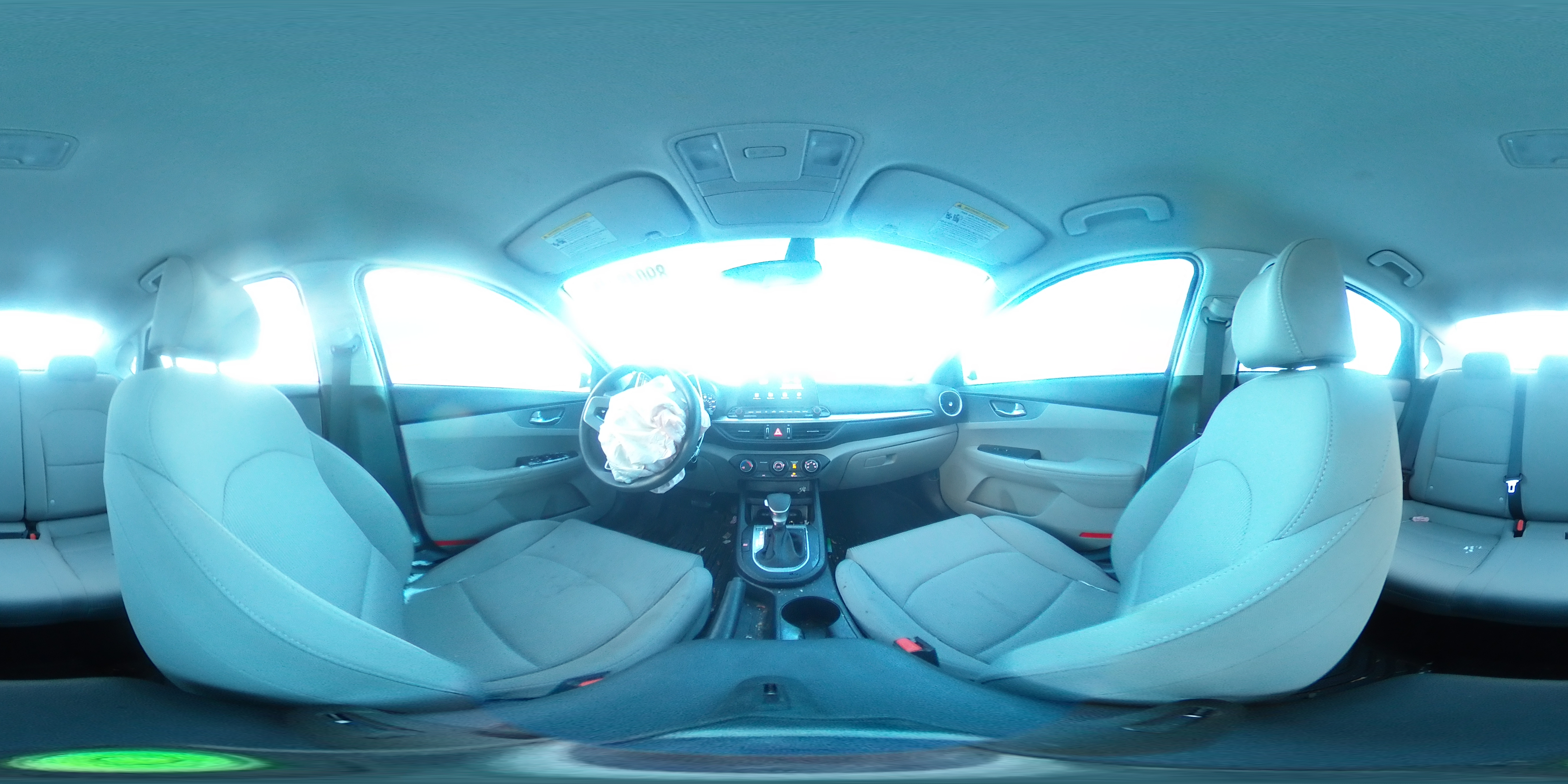 2020 Kia Forte - Image 13