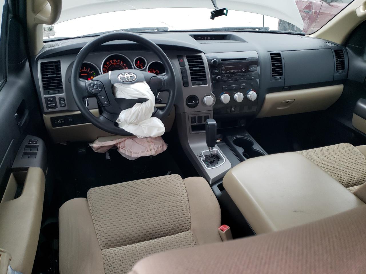 2013 Toyota Tundra - Image 8