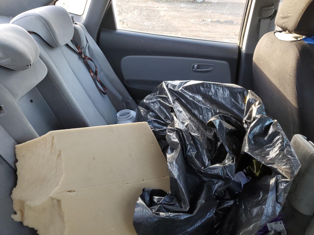 2009 Hyundai Elantra - Image 10