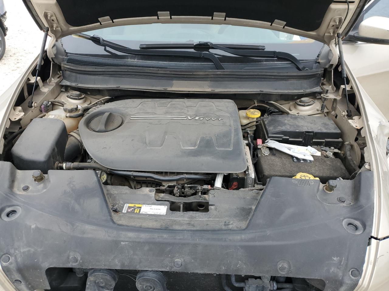 2015 Jeep Grand Cherokee - Image 12