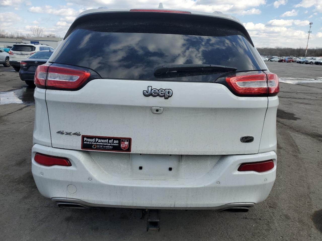 2018 Jeep Cherokee - Image 6