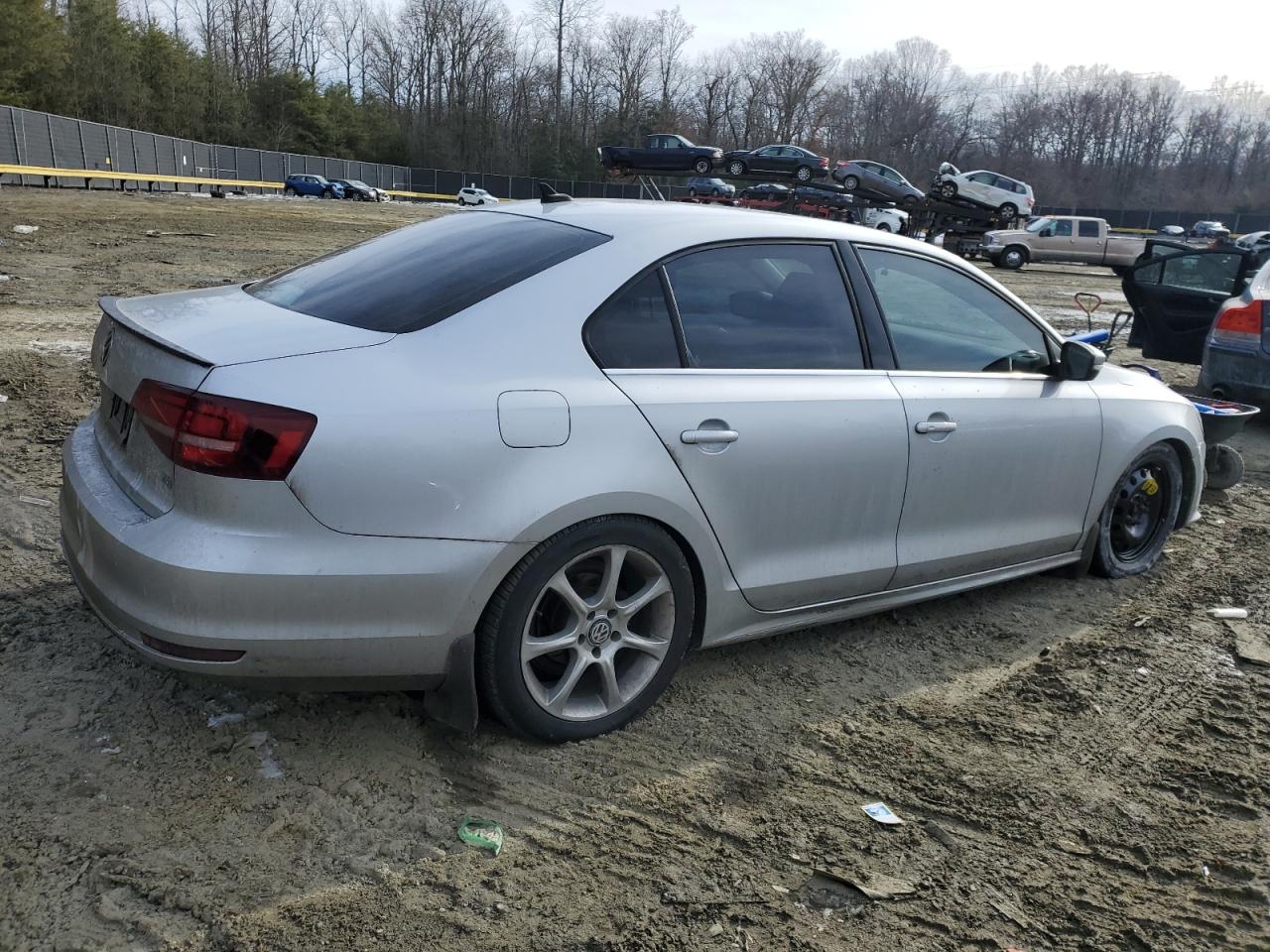 2016 Volkswagen Jetta - Image 3