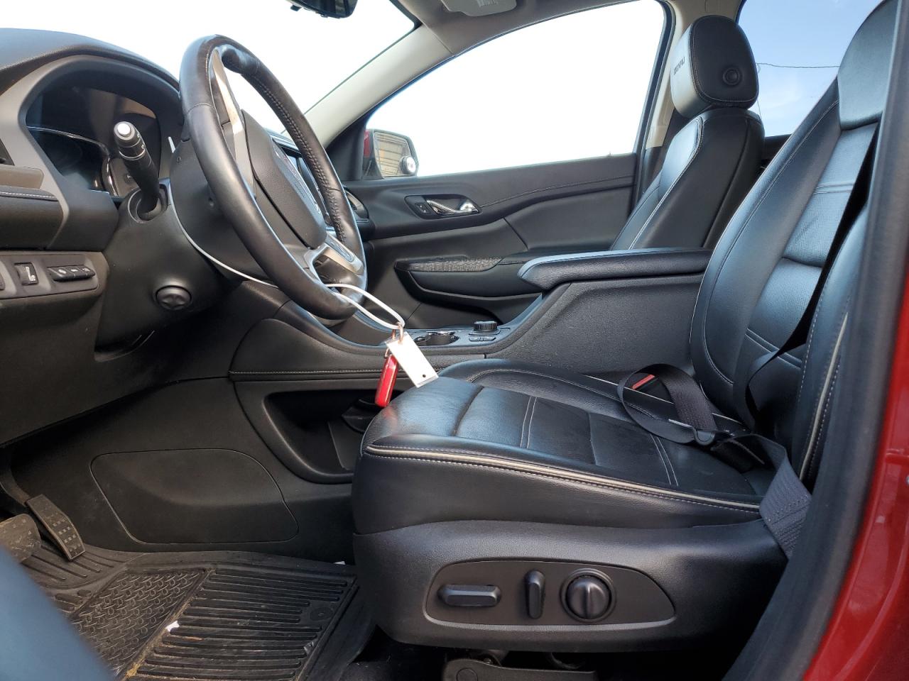 2021 GMC Acadia - Image 7