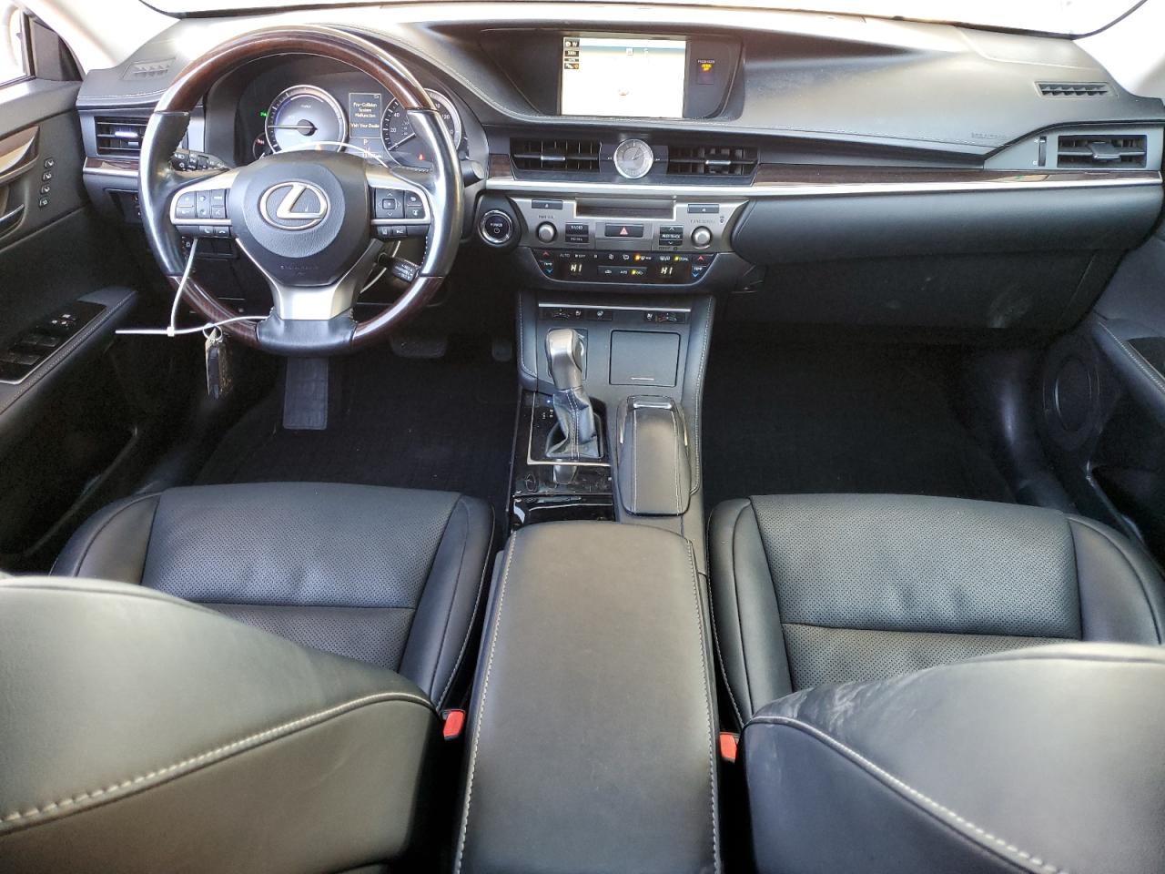 2018 Lexus ES - Image 8