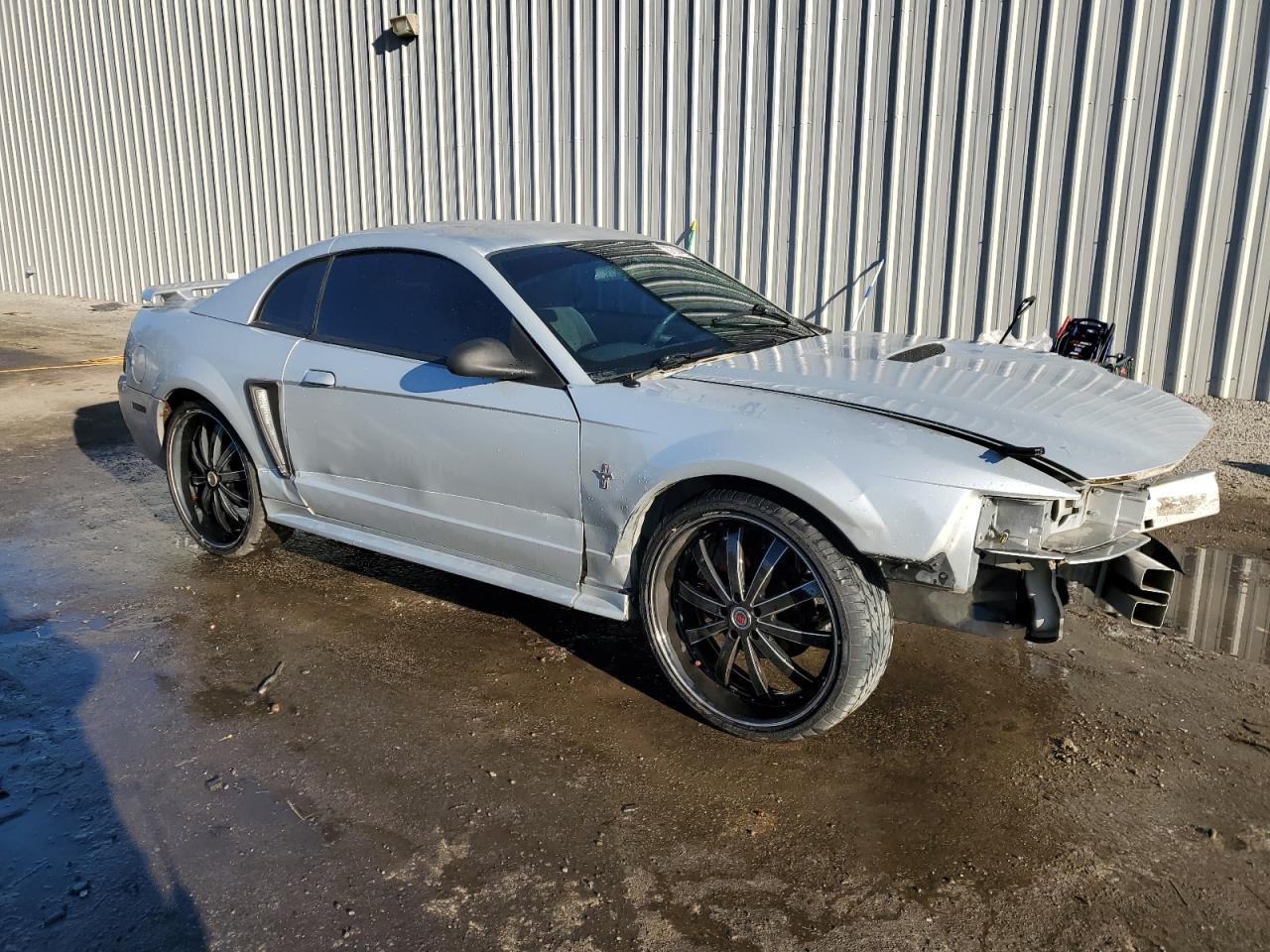2002 Ford Mustang - Image 4