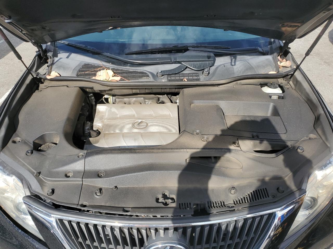 2010 Lexus RX - Image 11