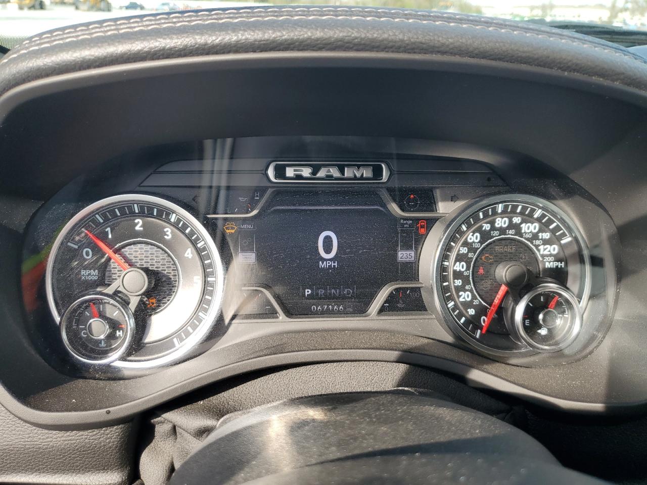 2020 RAM 1500 - Image 9
