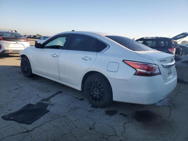  NISSAN ALTIMA 2015 Белы