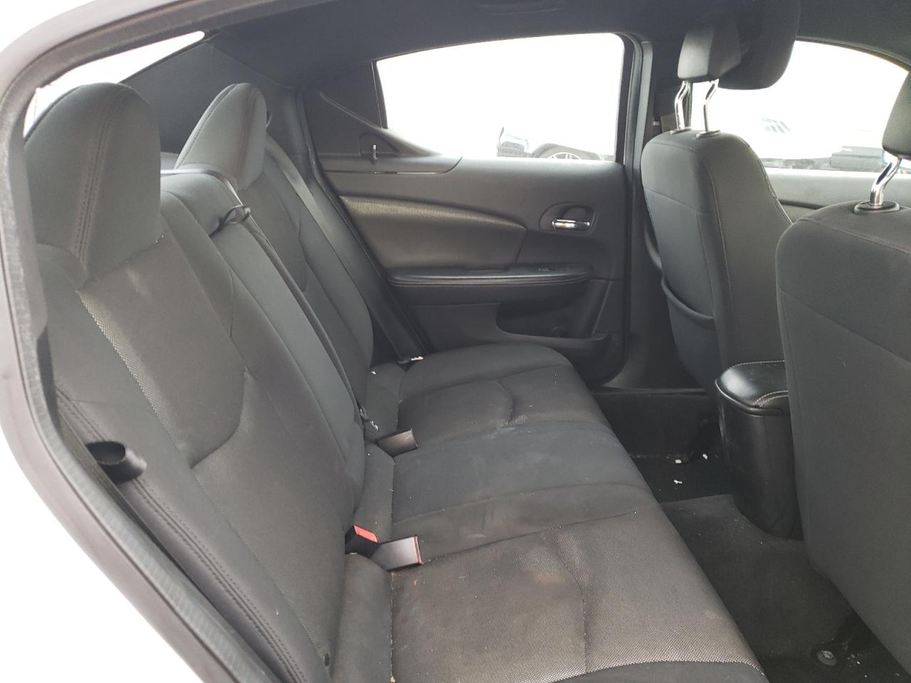 2013 Dodge Avenger - Image 11