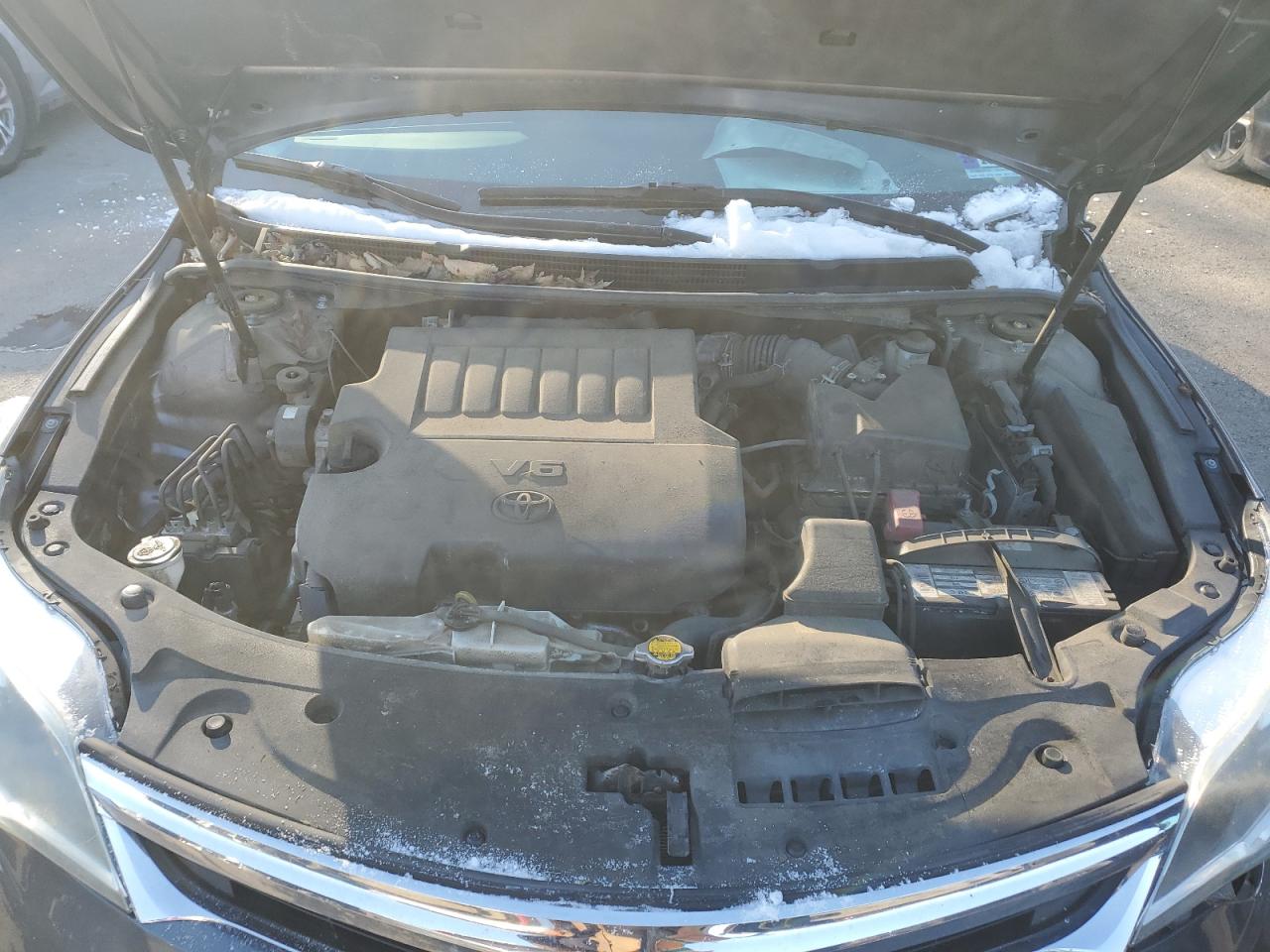 2013 Toyota Avalon - Image 11