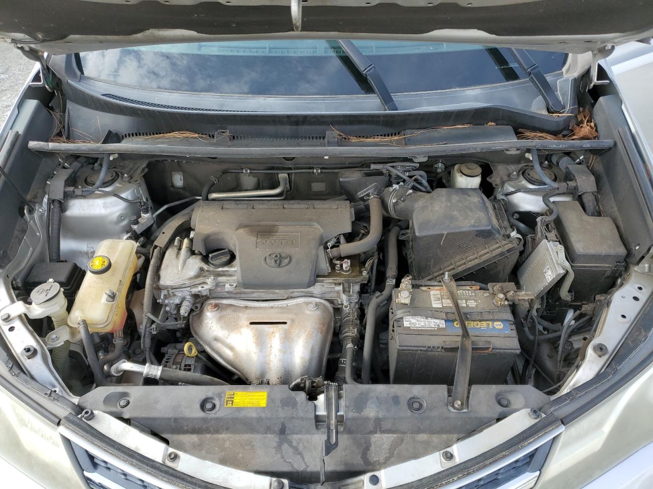 2013 Toyota RAV 4 - Image 12