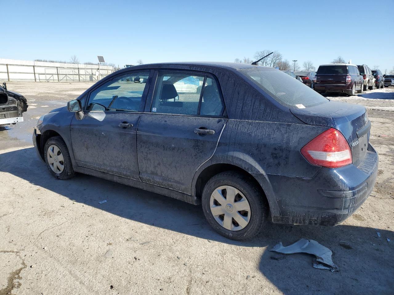 2009 Nissan Versa - Image 2