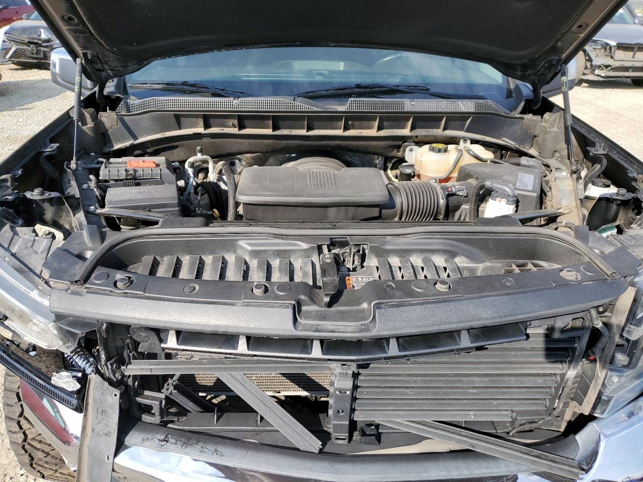 2019 Chevrolet Silverado - Image 11