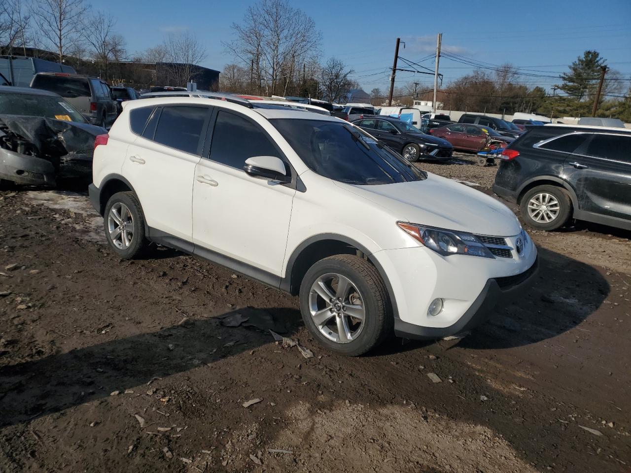 2015 Toyota RAV 4 - Image 4