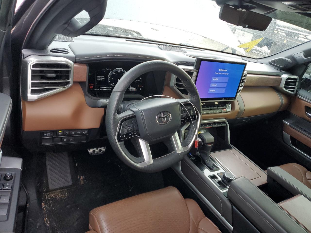 2023 Toyota Tundra - Image 8