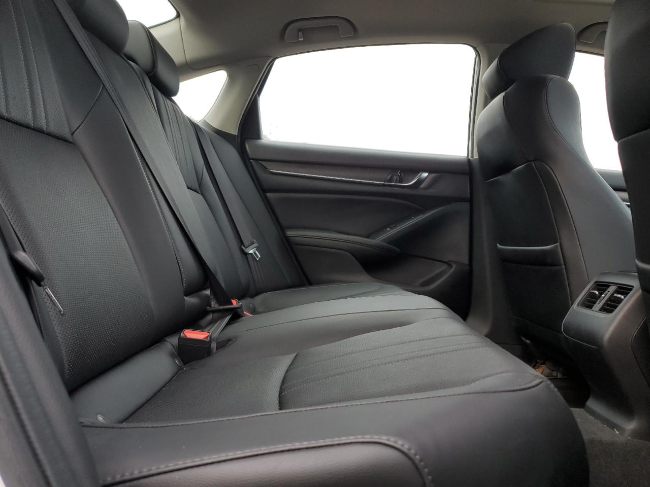 2020 Honda Accord - Image 11