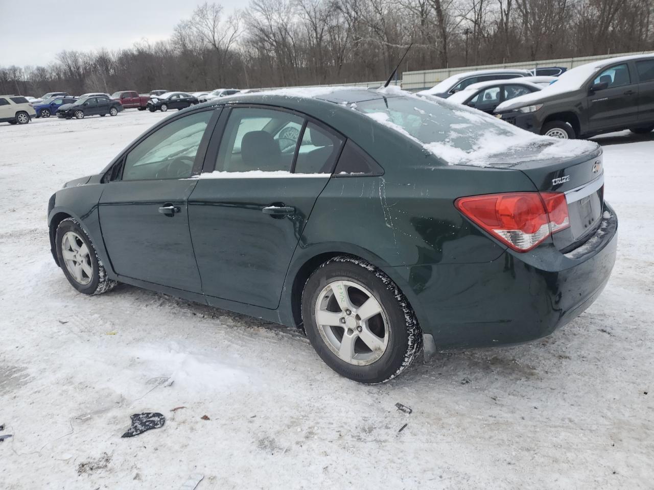 VIN 1G1PC5SB4E7330393 2014 CHEVROLET CRUZE no.2