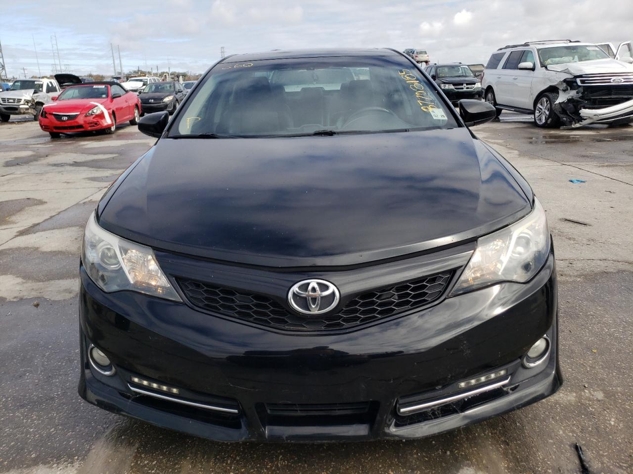 2012 Toyota Camry - Image 5