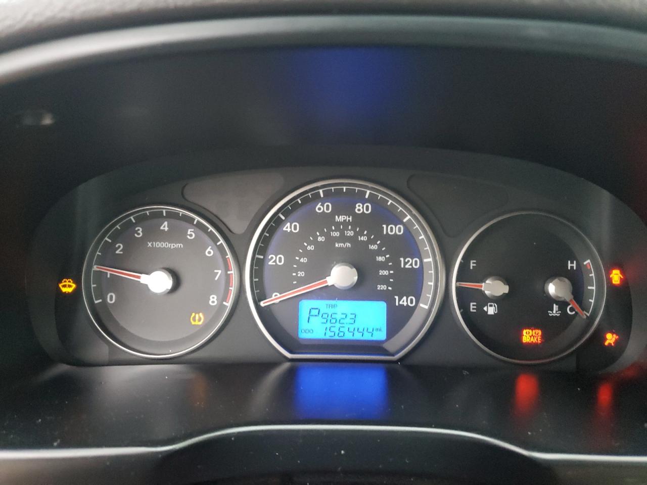 2011 Hyundai Santa Fe - Image 9