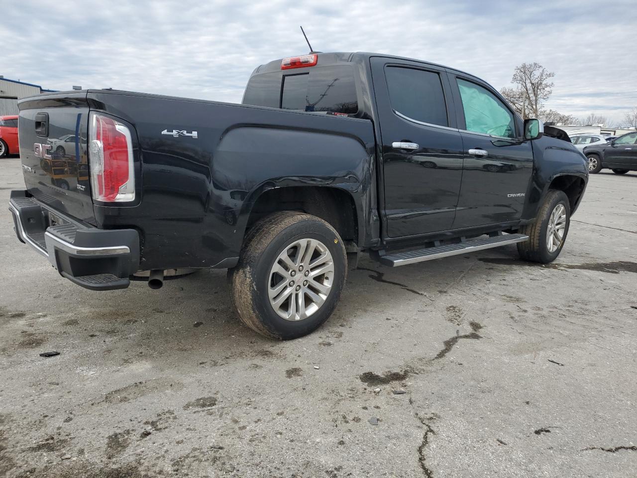 2017 GMC Canyon - Image 3
