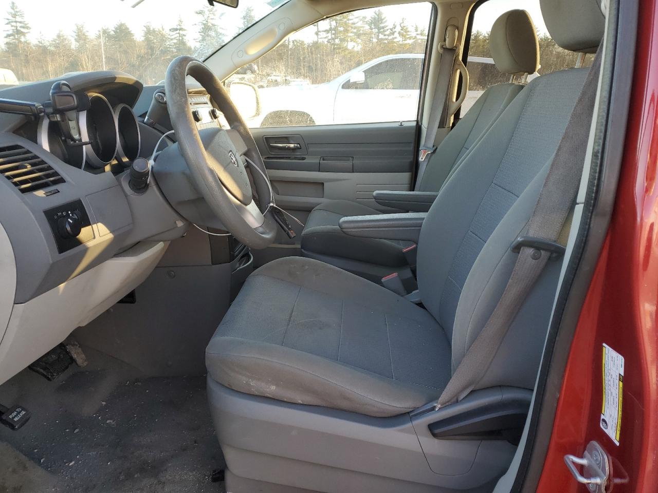 2009 Dodge Caravan - Image 7