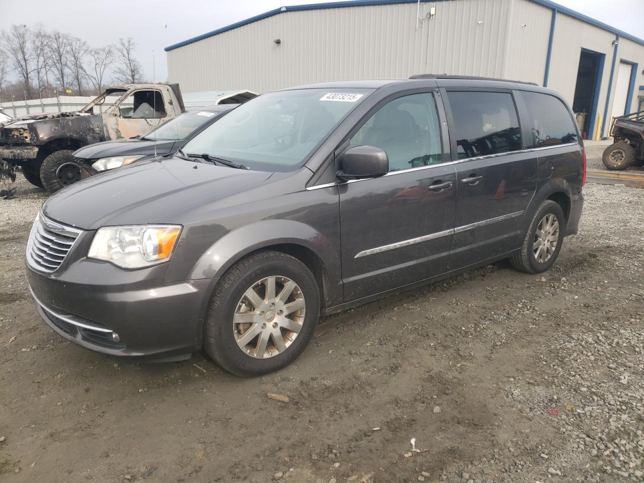 2016 Chrysler Town & Country - Image 1