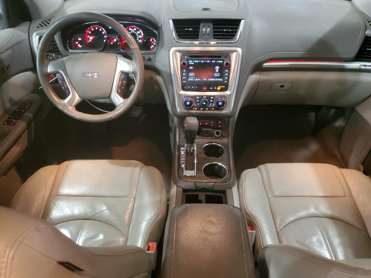 2017 GMC Acadia - Image 8