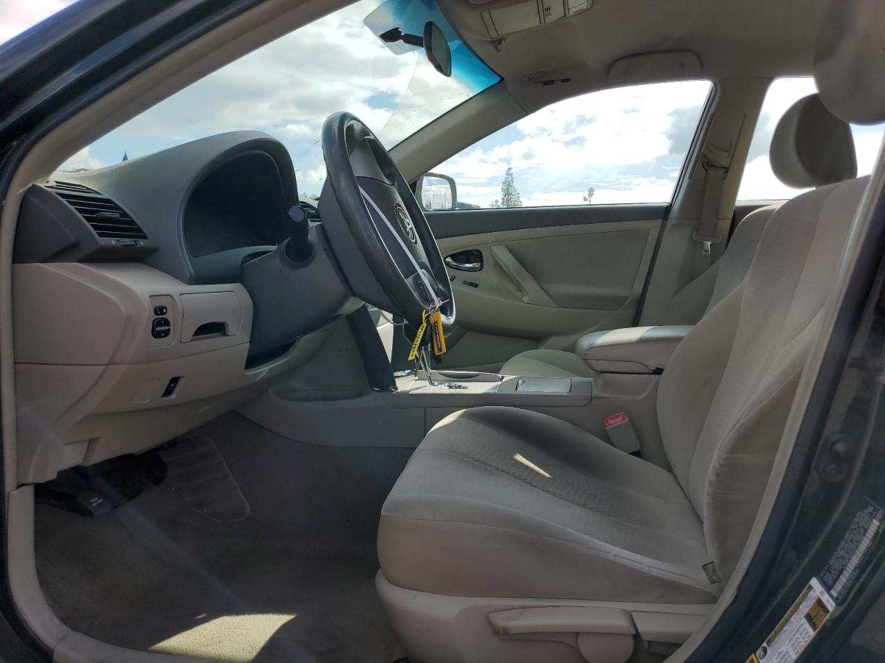 2011 Toyota Camry - Image 7