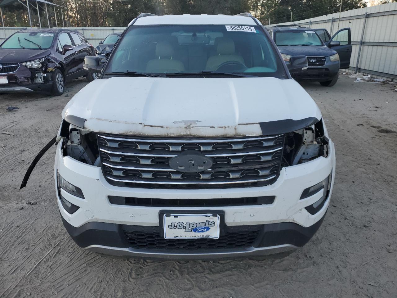 2016 Ford Explorer - Image 5