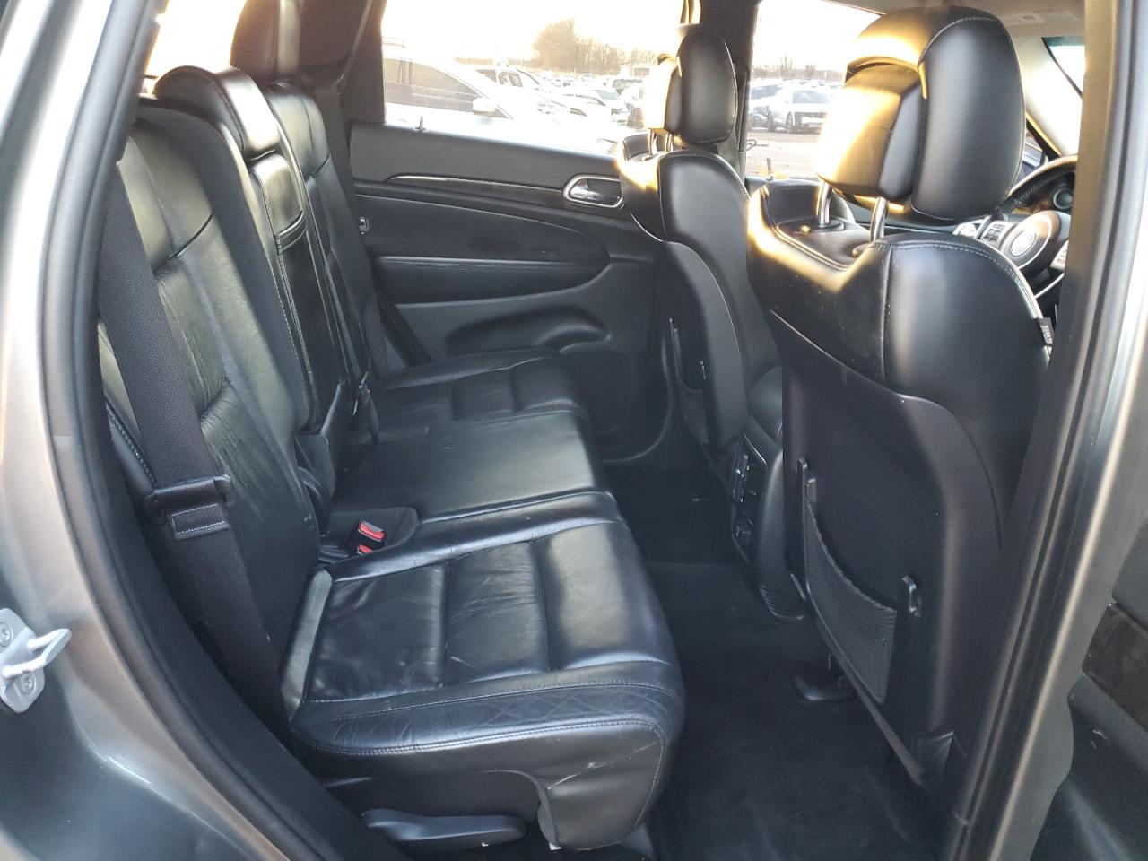 2012 Jeep Grand Cherokee - Image 12