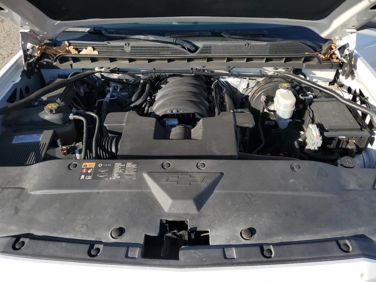 2016 Chevrolet Silverado - Image 13