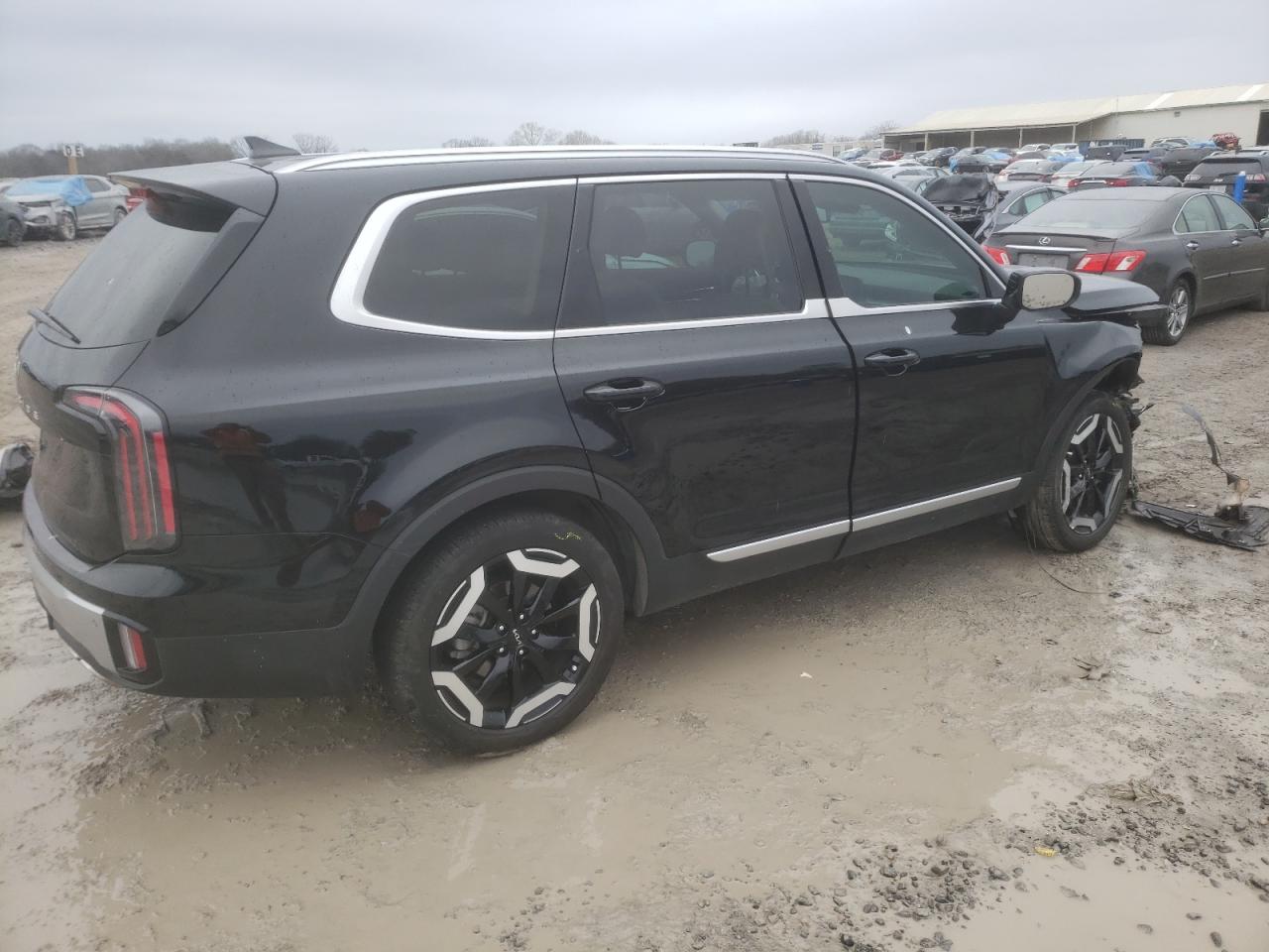 2023 Kia Telluride - Image 3