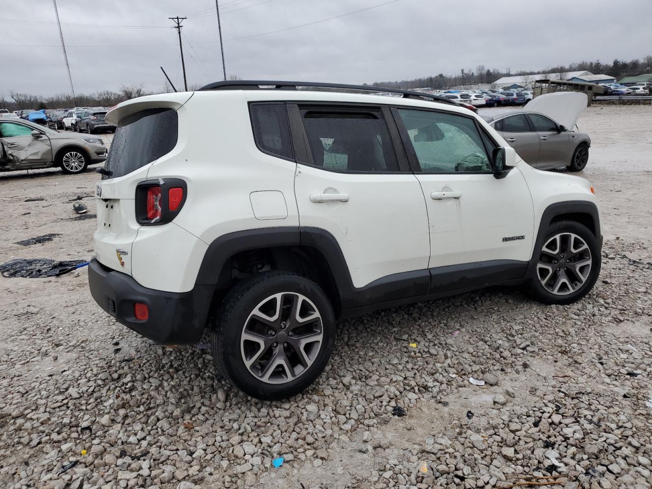 2015 Jeep Renegade - Image 3
