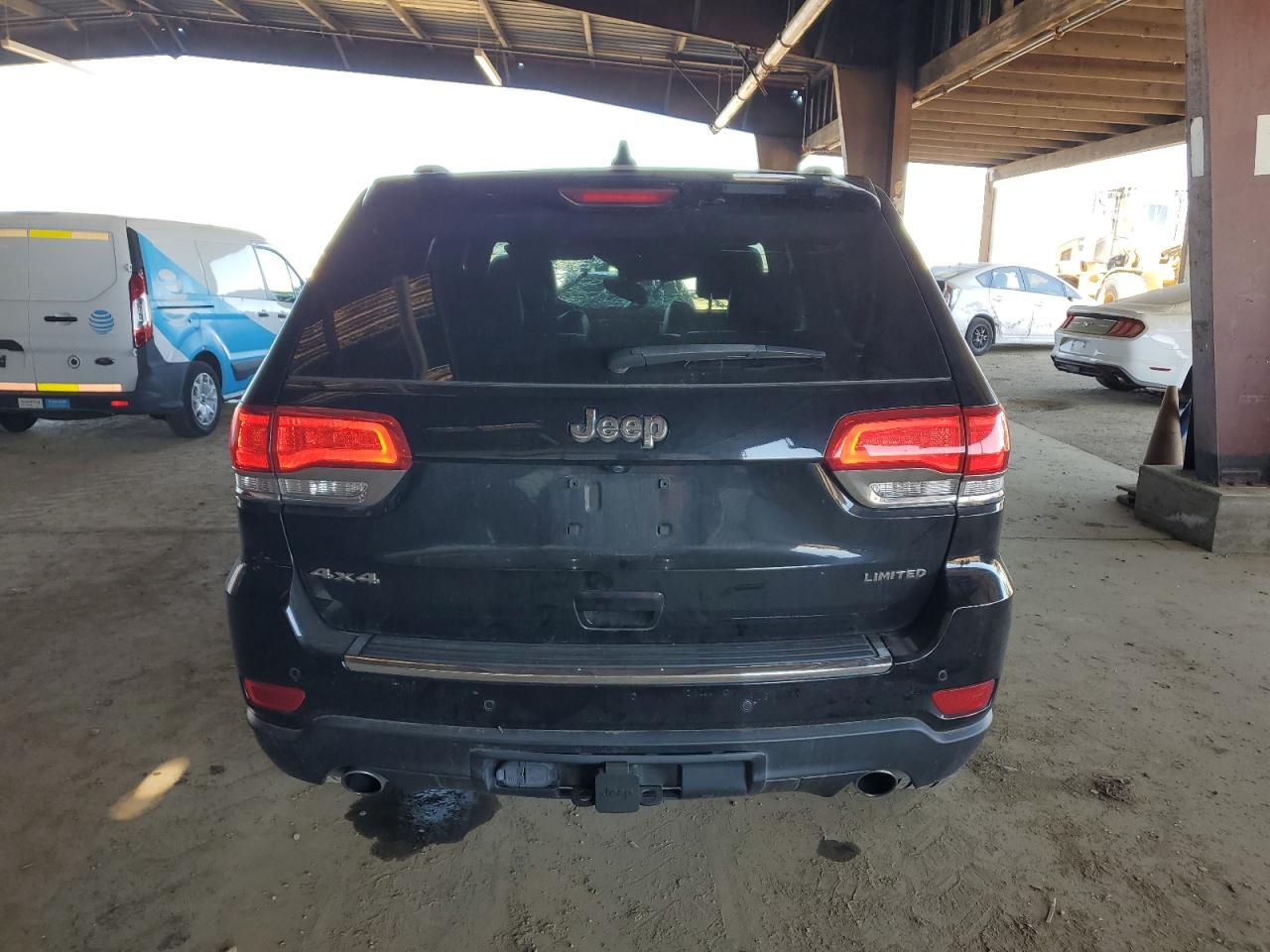 2018 Jeep Grand Cherokee - Image 6