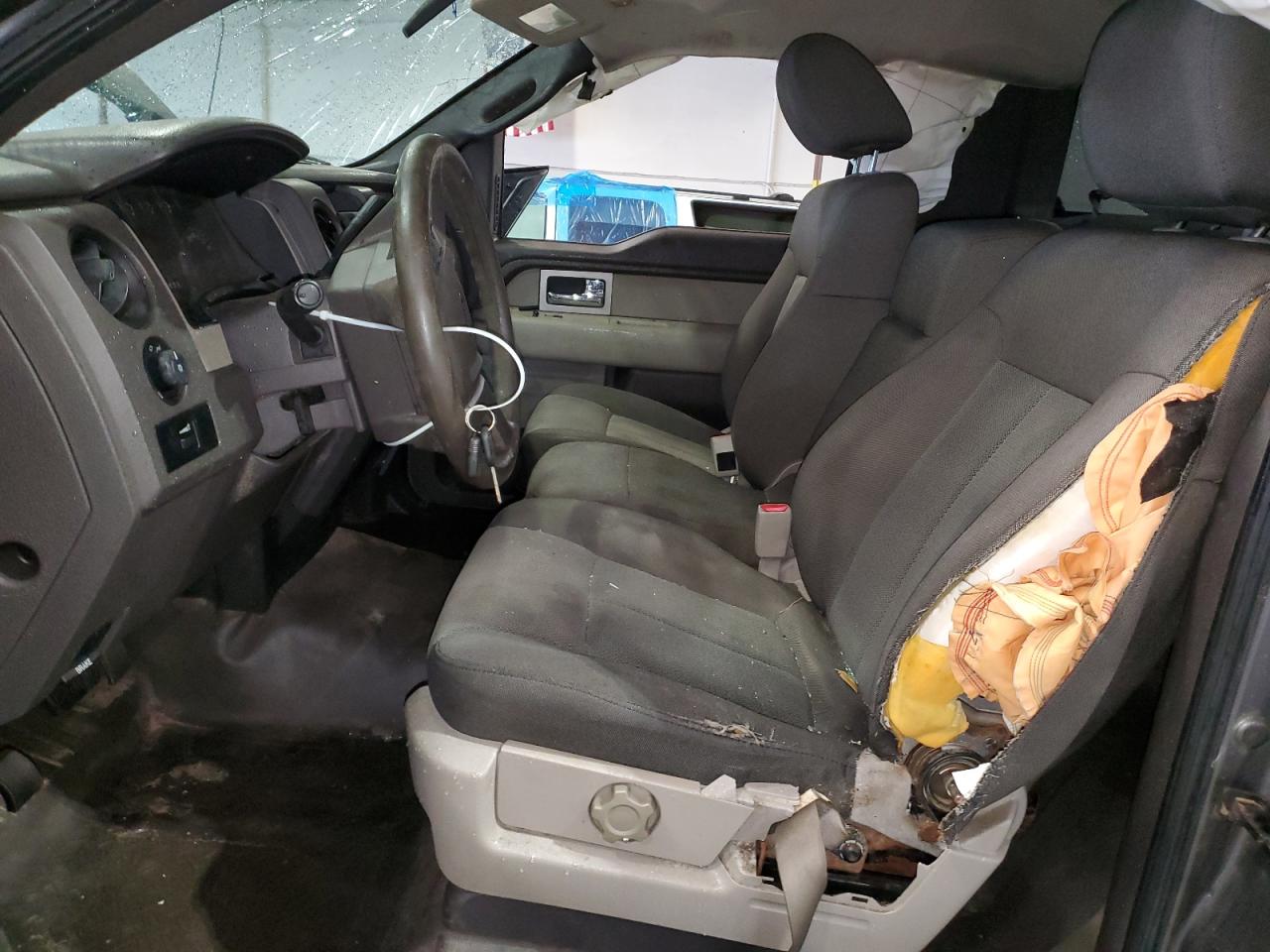 2009 Ford F-150 - Image 7