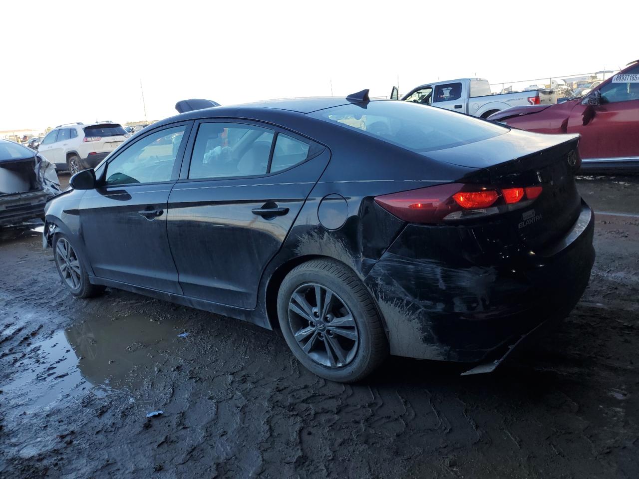 2018 Hyundai Elantra - Image 2