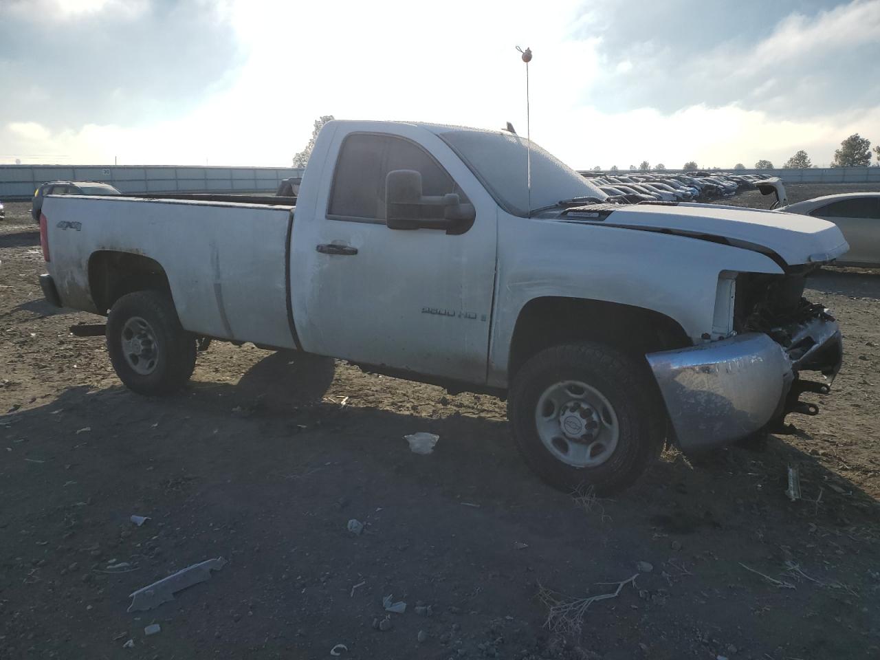 2009 Chevrolet Silverado - Image 4