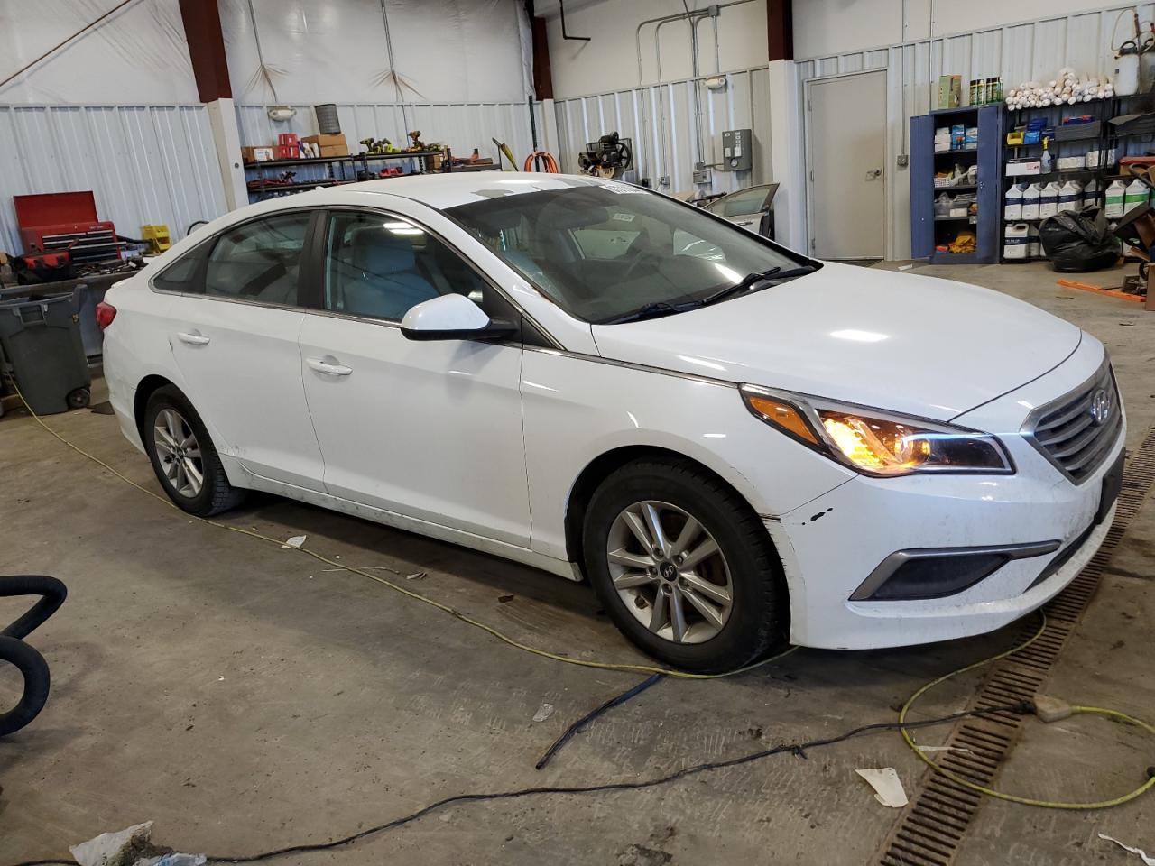 VIN 5NPE24AF0HH519316 2017 HYUNDAI SONATA no.4