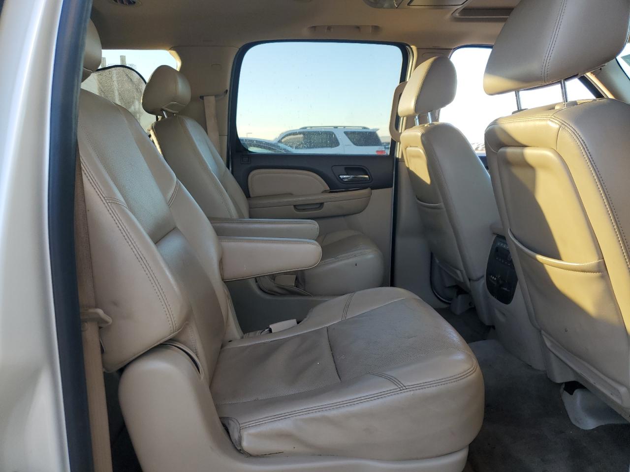 2009 GMC Yukon Xl Denali VIN: 1GKFK06219R253533 Lot: 86718014