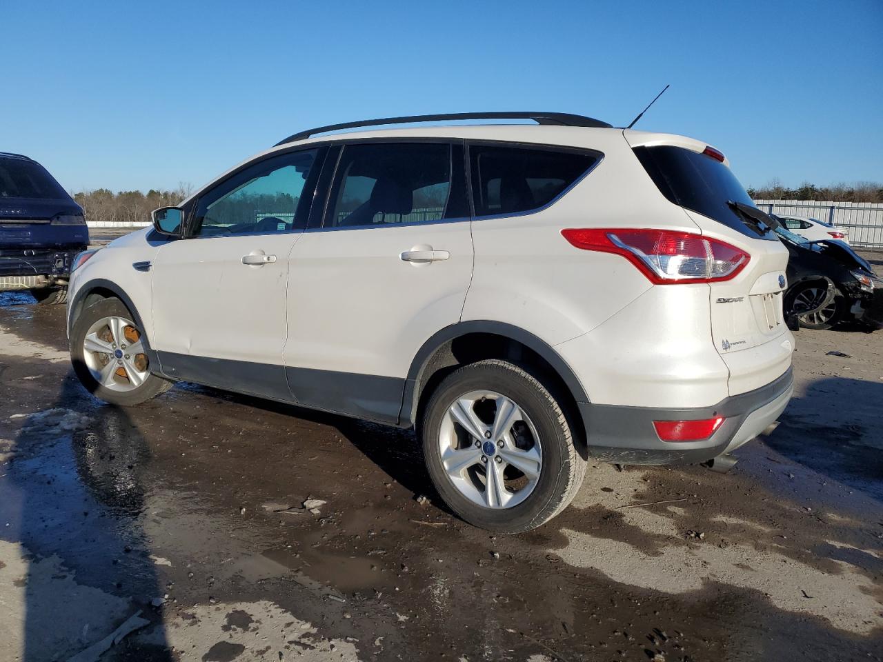 2014 Ford Escape - Image 2
