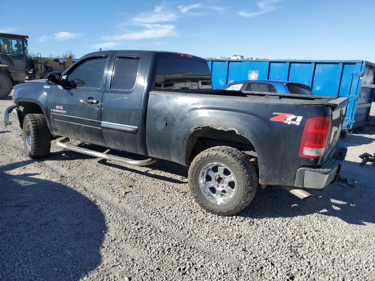 2009 GMC Sierra - Image 2