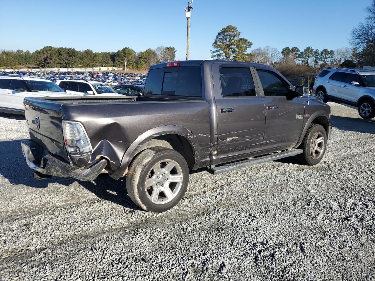 2016 RAM 1500 - Image 3