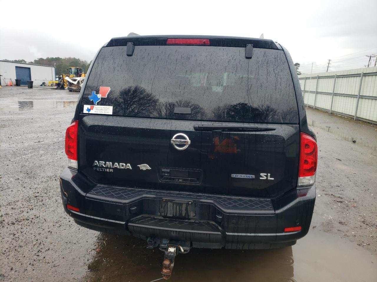 2015 Nissan Armada - Image 6
